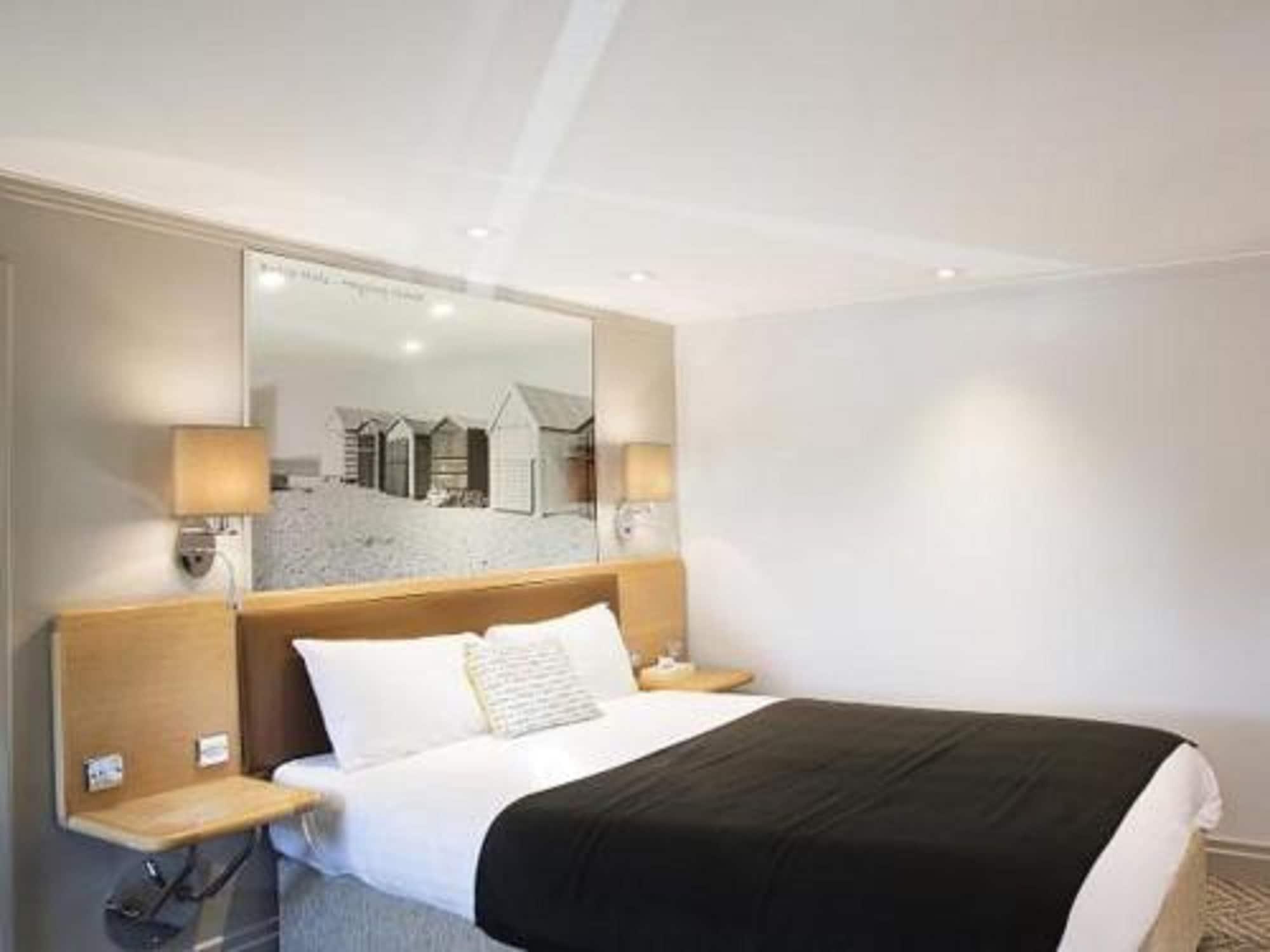 Langstone Quays Resort, Portsmouth Havant Esterno foto