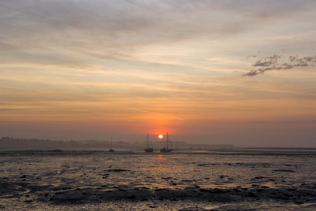 Langstone Quays Resort, Portsmouth Havant Esterno foto